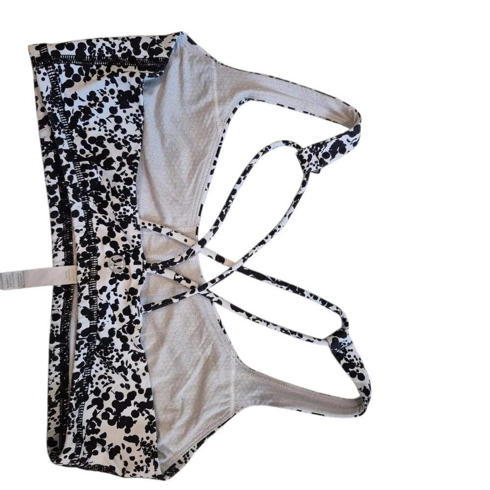 Lululemon Exercise Top Women's Black and White Sports‎ Bra 6